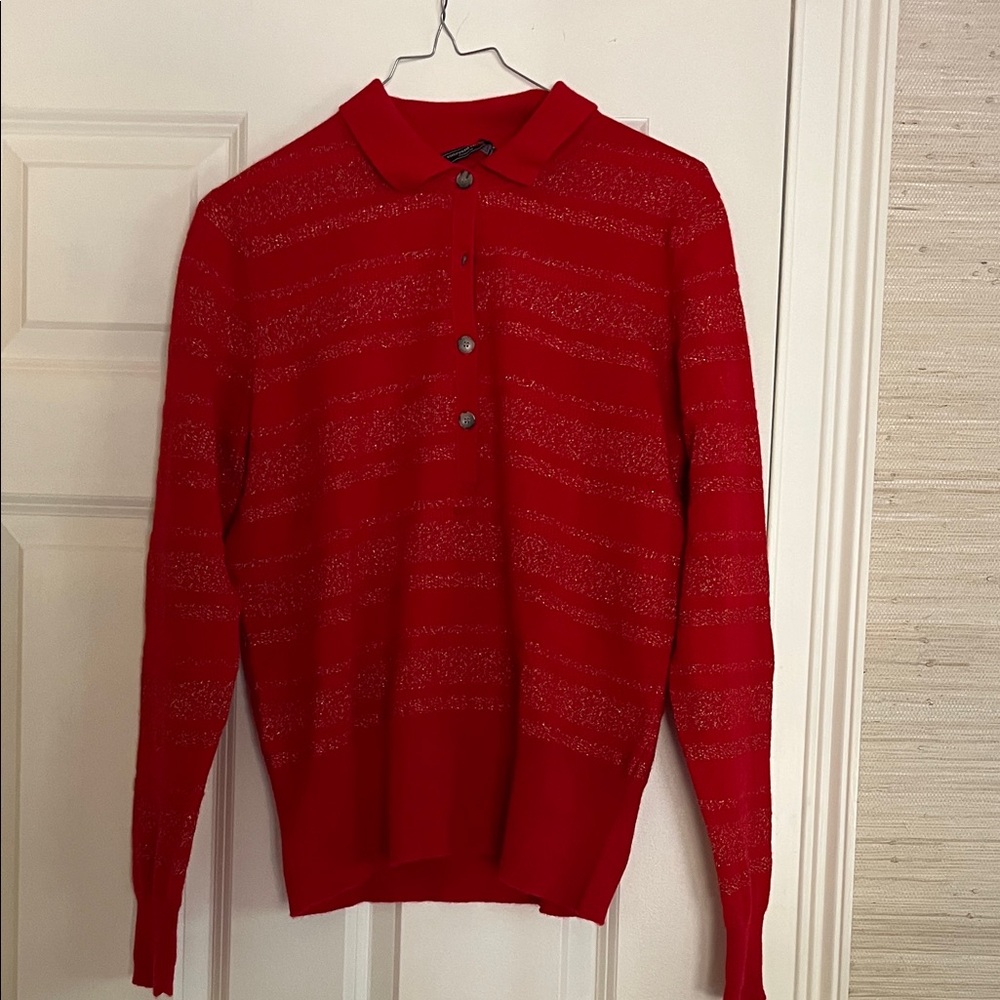 Vineyard vines wool sweater red with gold in medium.